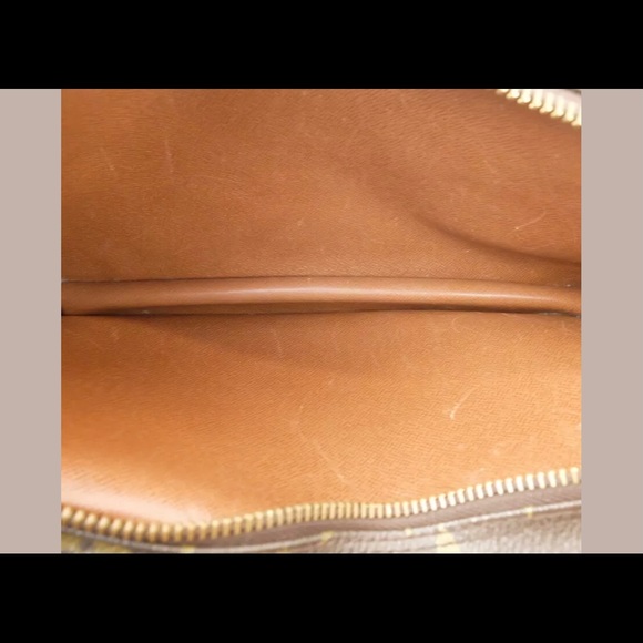 Louis Vuitton Nile Diagonal Shoulder Bag - Picture 4 of 14